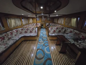 Яхта Морской цветок